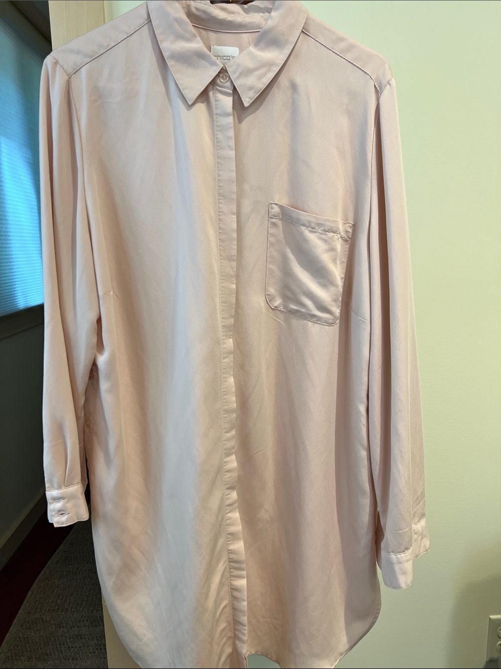 Chico's Soft Blush Pink Blouse, wrinkle resistant! Size 3 L-XL